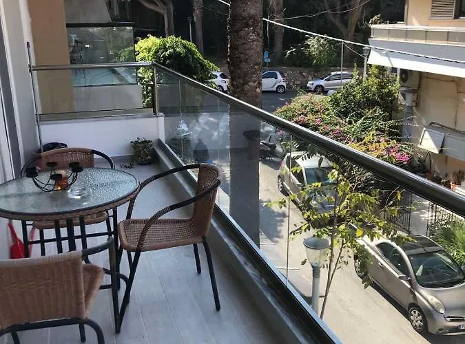 Jacob In Center Of Rhodes Apartman